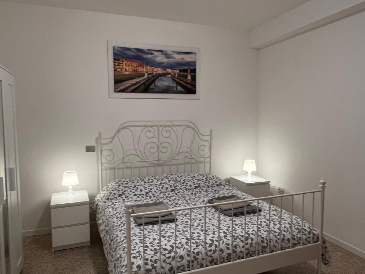 Casa Roma Rooms& Apartmens Padua Buitenkant foto